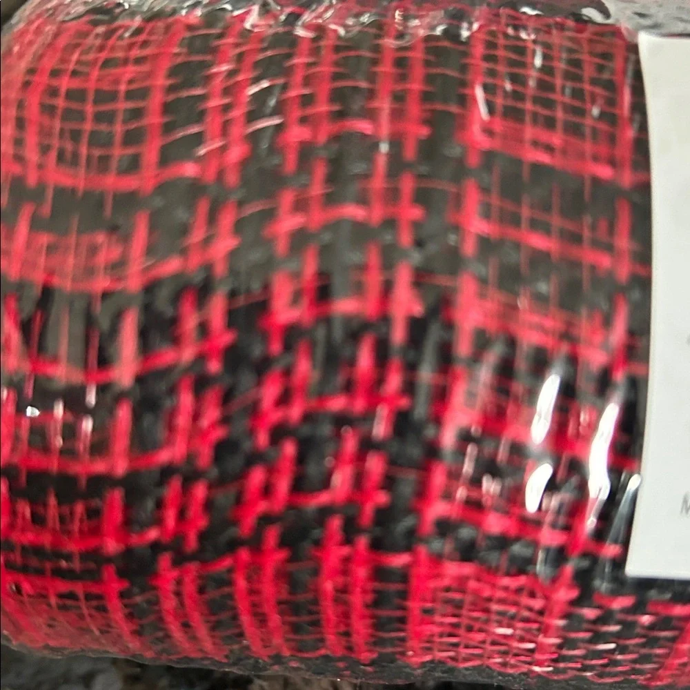 CELEBRATE IT BLACK & RED MESH ROLLS 8.5x18 FT LOT OF 2 NWT
